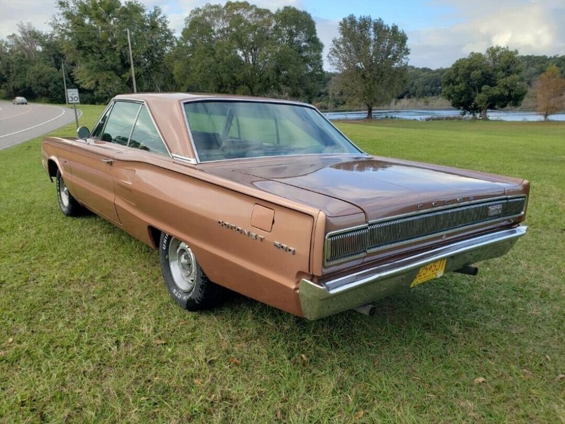 1967 Dodge Coronet V8 - photo 4