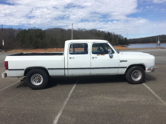 1981 Dodge Other Pickups Crew Cab 4 Dr - photo 2