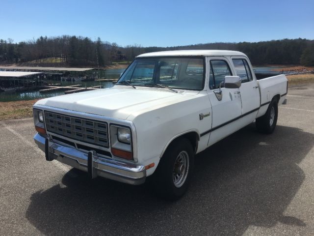 1981 Dodge Other Pickups Crew Cab 4 Dr - photo 6