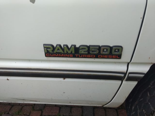 1994 Dodge Ram 2500 Pick up - photo 2