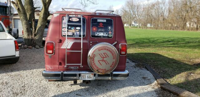 1987 Dodge Ram Van - photo 4