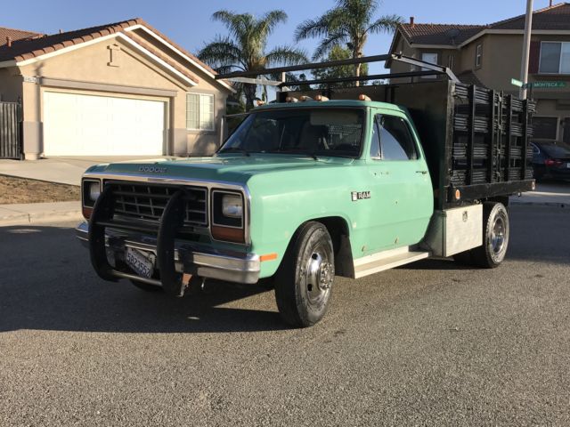 DODGE D-350 WORK HORSE CLASSIC FLATBED STAKE-BED 1 TON DUALLY PICKUP TRUCK 1984 Dodge Other Pickups 5.9L V8 Stake-Bed 1 Ton Dually PickUp Truck