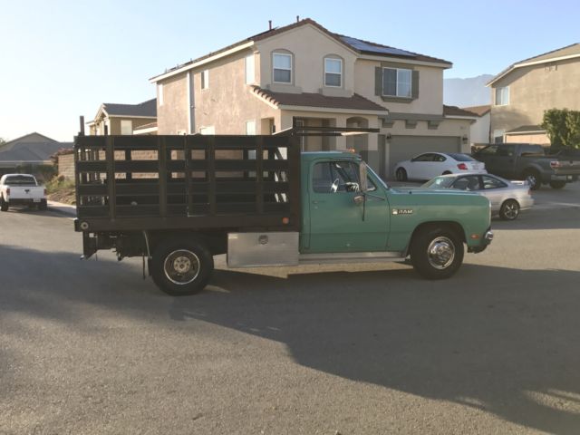 1984 Dodge Other Pickups 5.9L V8 Stake-Bed 1 Ton Dually PickUp Truck - photo 5