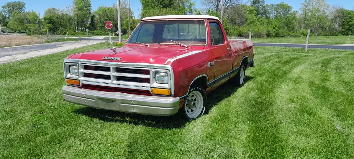 DODGE D150 SHORT BED PICKUP TRUCK SURVIVOR 318 V8 AUTOMATIC FACTORY A/C 66K MILE 1987 Dodge Other Pickups D150 SHORT BED COOL COLLECTOR PICKUP TRUCK