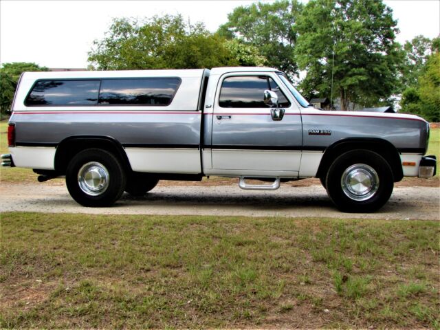 1991 Dodge Ram 2500 LE - photo 2