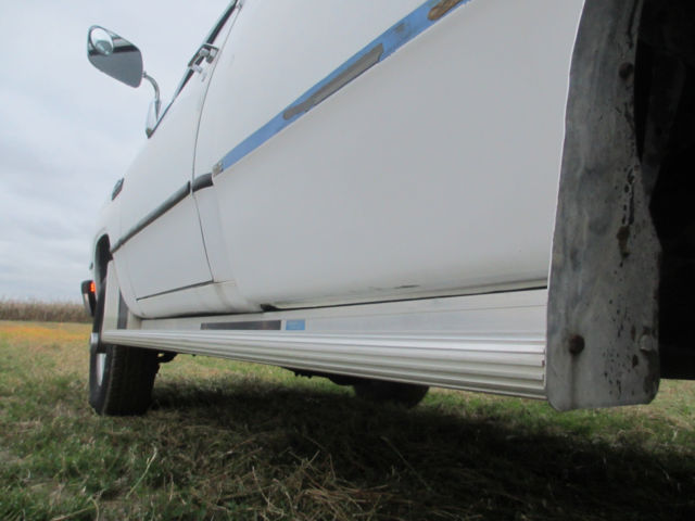 1991 Dodge Ram 3500 - photo 10