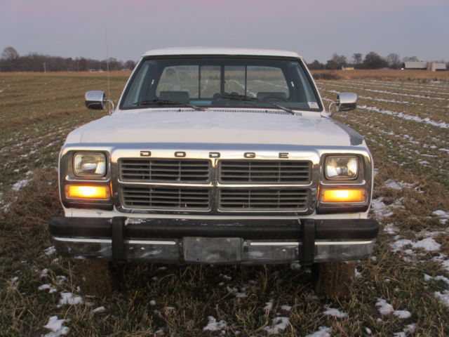1991 Dodge Ram 3500 - photo 6
