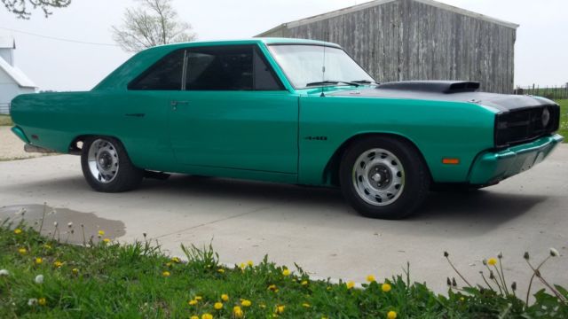 Dodge Dart 1969, 440, pistol grip 4-speed 1969 Dodge Dart