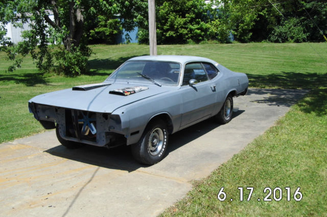 DODGE DART DEMON H CODE 340 4 SPEED 3:91 8 3/4 REAR END BUCKET SEAT MOPAR 1971 Dodge Dart