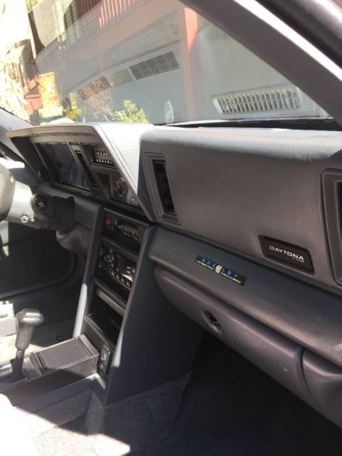 1989 Dodge Daytona - photo 4