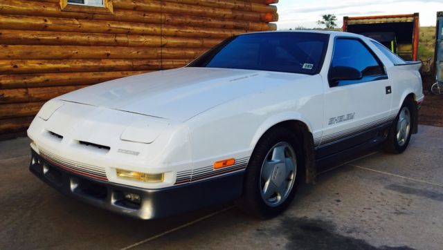 1989 Dodge Daytona Shelby - photo 2