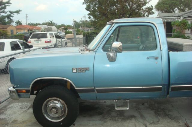 1989 Dodge Ram 2500 - photo 2