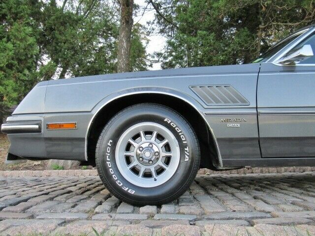 1983 Dodge Challenger Mirada CMX V8 **FREE SHIPPING** - photo 8