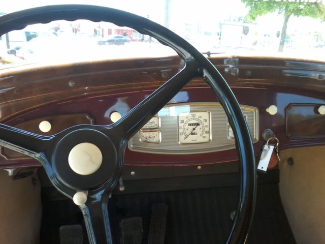 1933 Dodge DO  SERIES  STRIAGHT 8 3 WINDOW  RUMBLESEAT - photo 12