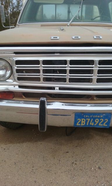 1975 Dodge Power Wagon