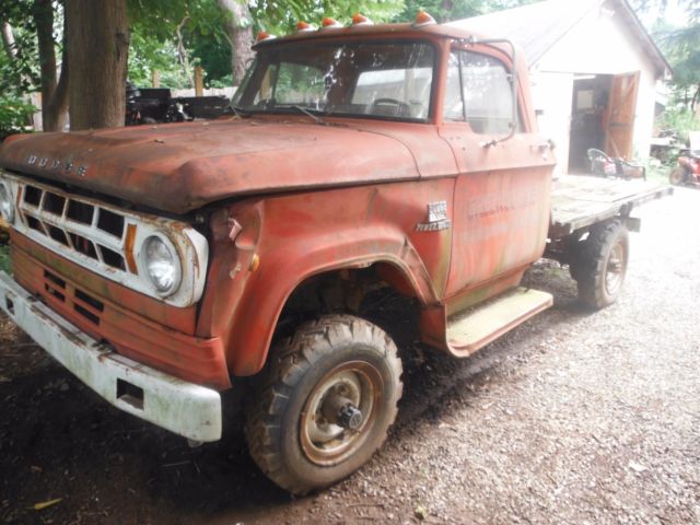 1969 Dodge Power Wagon - photo 2