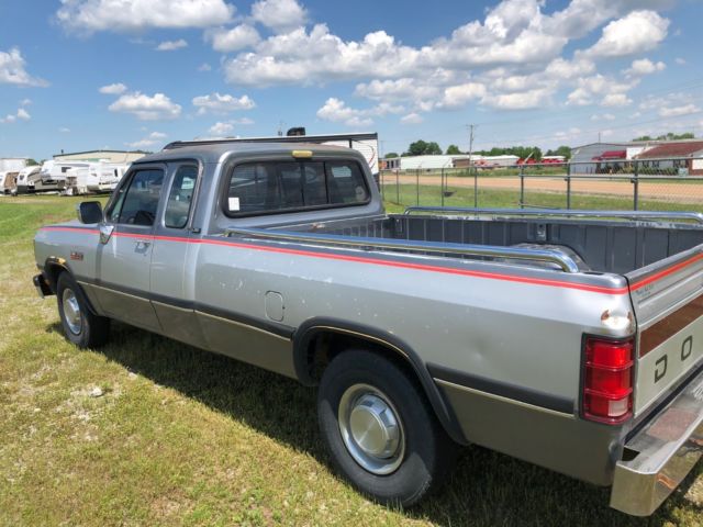 1993 Dodge Ram 2500 slt - photo 6