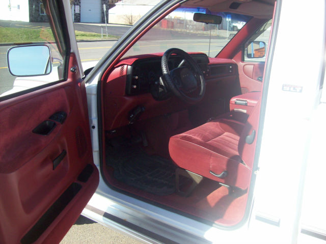 1994 Dodge Ram 2500 - photo 8
