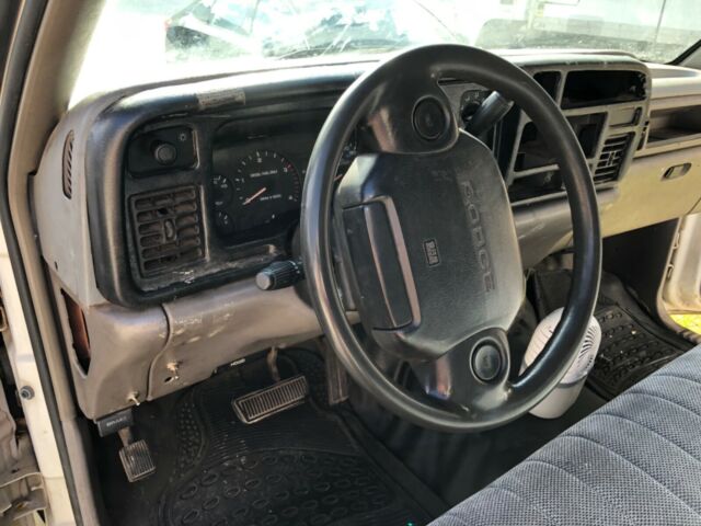 1994 Dodge Ram 3500 - photo 12