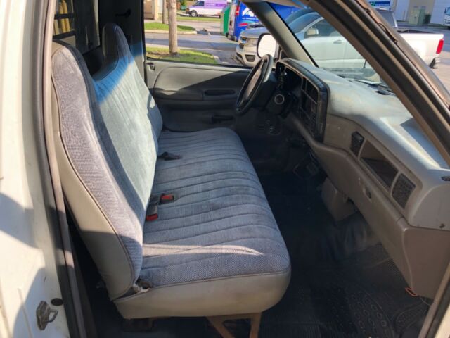 1994 Dodge Ram 3500 - photo 9