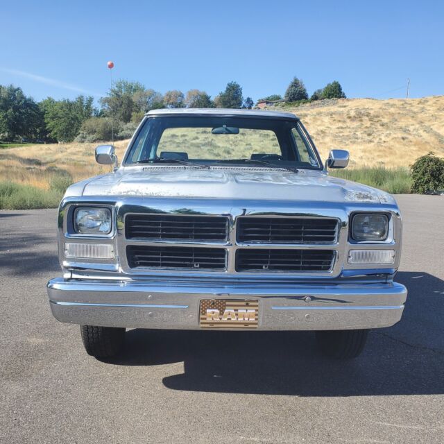 1991 Dodge Ram 2500 - photo 7