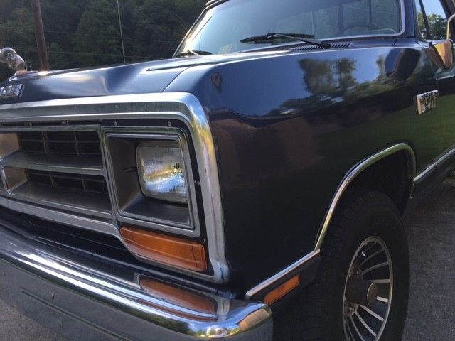 1988 Dodge Ram 1500 LE - photo 4