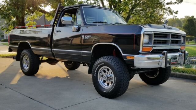 Dodge Ram W-250 4x4 12 valve cummins 2500 w250 first gen diesel 41K actual miles 1990 Dodge Ram 2500