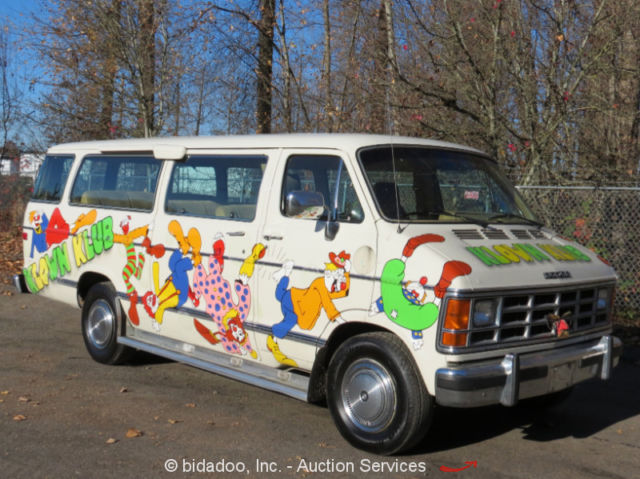 1989 Dodge Ram Van - photo 2