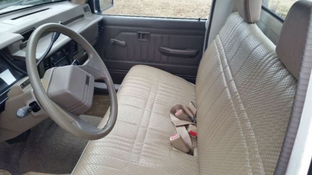 1992 Dodge Other Pickups Ram 50 - photo 6