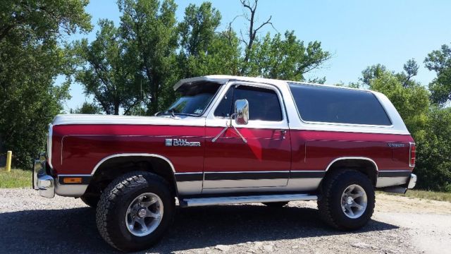 Dodge Ramcharger 1984 Custom 360 Stroker Prospector 1984 Dodge Ramcharger Royal 150 SE