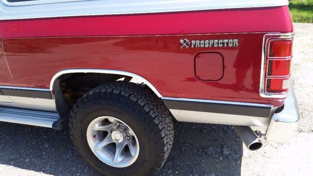 1984 Dodge Ramcharger Royal 150 SE - photo 8