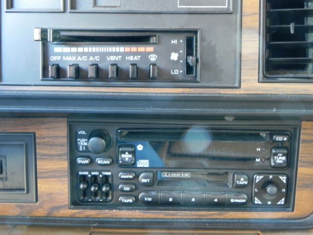 1992 Dodge Ramcharger LE - photo 8