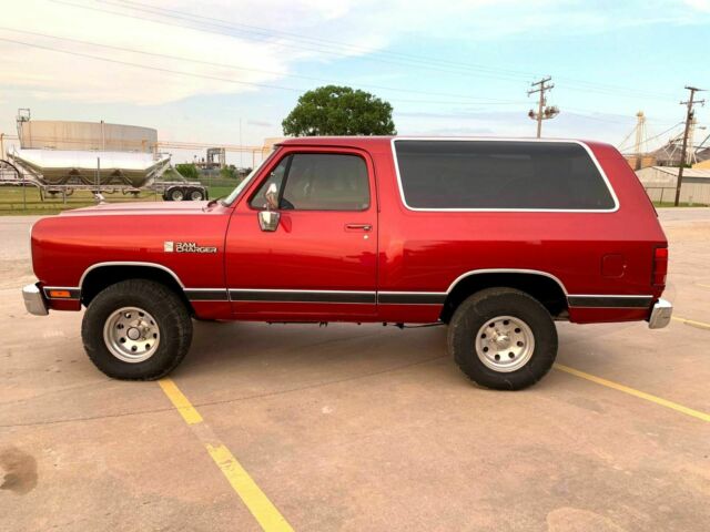 1988 Dodge Ramcharger - photo 10