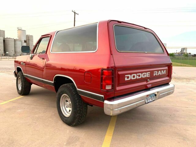 1988 Dodge Ramcharger - photo 9