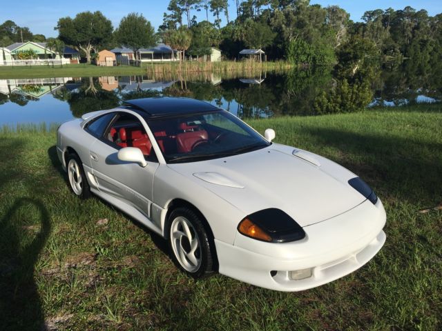 1992 DODGE G80 STEALTH RT TT AWD 5 SPEED - photo 2