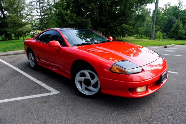 1992 Dodge Stealth R/T Twin Turbo V6 AWD! 31k Miles! Manual! - photo 2