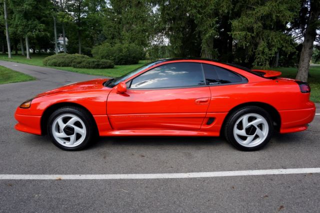 1992 Dodge Stealth R/T Twin Turbo V6 AWD! 31k Miles! Manual! - photo 5