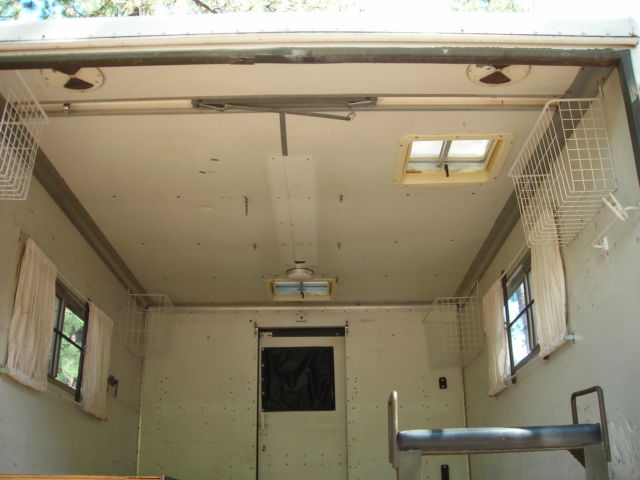 1977 Dodge W-20 4 x 4 Ambulance M-886 - photo 10
