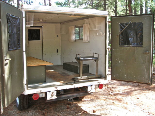 1977 Dodge W-20 4 x 4 Ambulance M-886 - photo 9