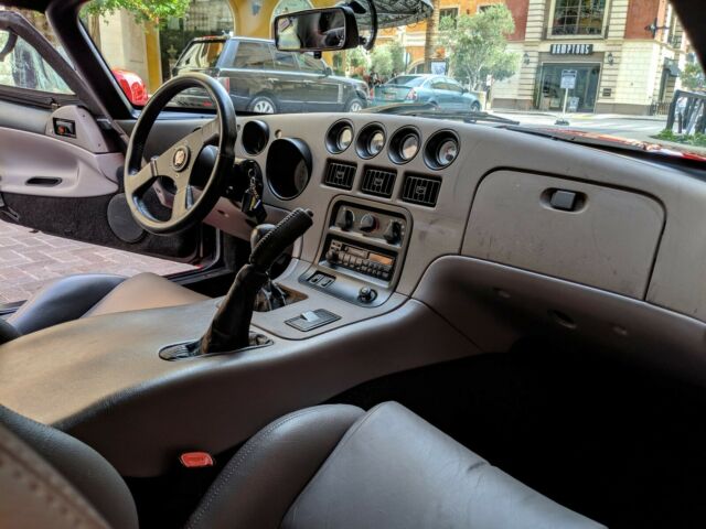 1993 Dodge Viper RT/10 - photo 11