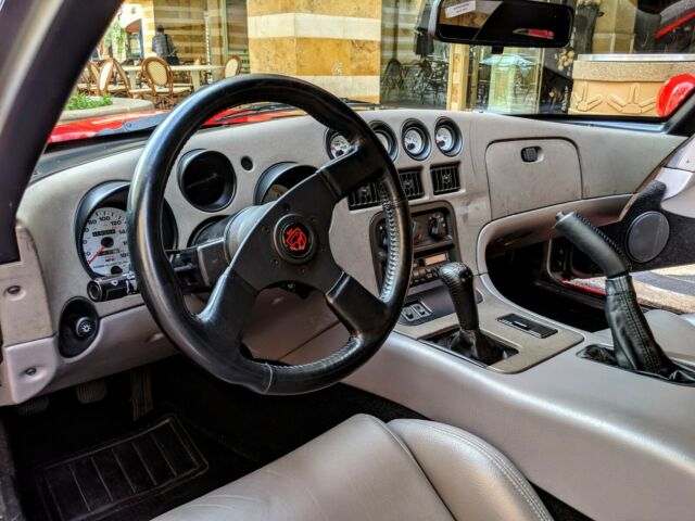 1993 Dodge Viper RT/10 - photo 10