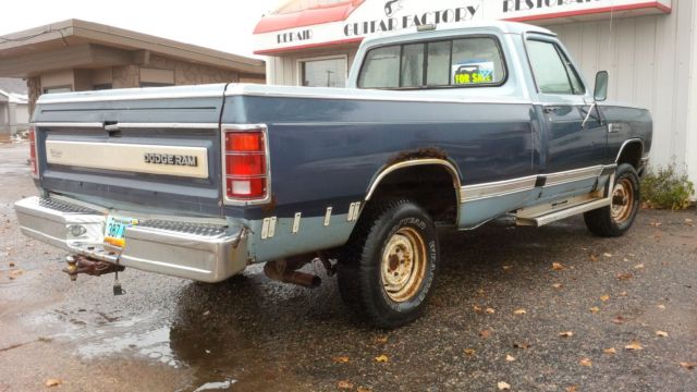 1987 Dodge Power Wagon SE - photo 2