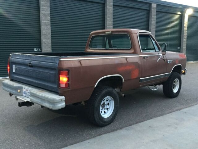 1984 Dodge W150 - photo 4