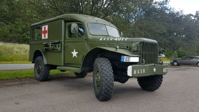 Dodge WC54 Ambulance, military 1945 Willys 439