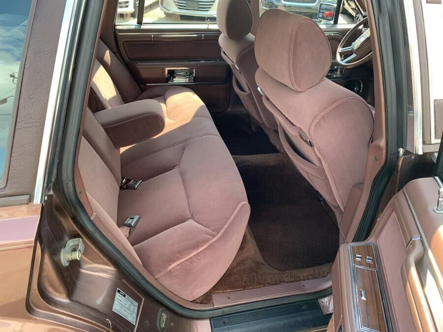 1988 Lincoln Town Car SIGNATURE - photo 12