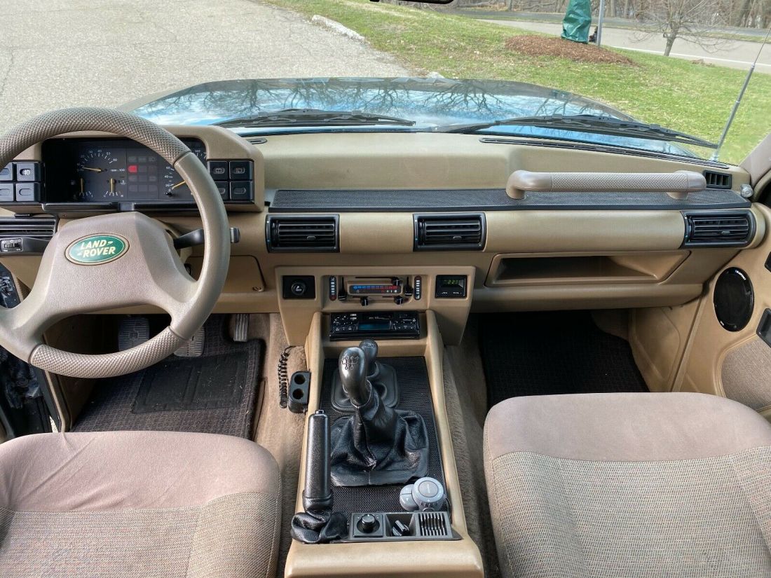 1900 Land Rover Discovery - photo 11