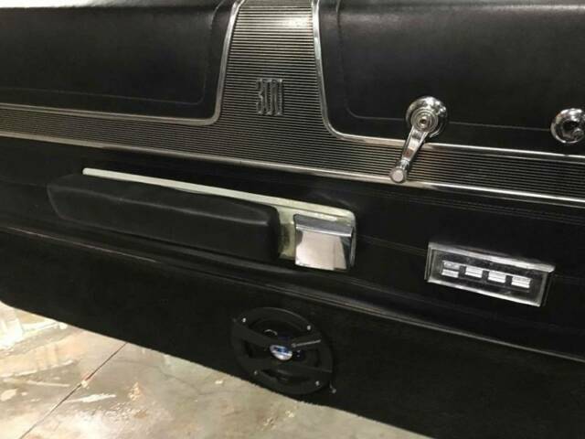 1967 Chrysler 300 Series Two Door Convertible - photo 11