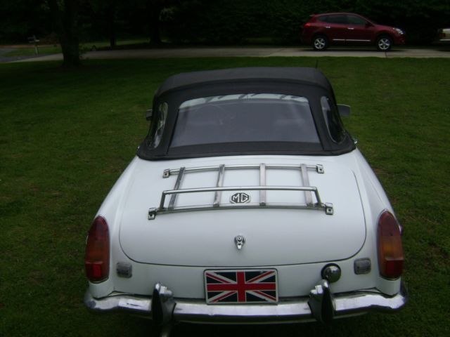 1973 MG MGB Convertible - photo 11