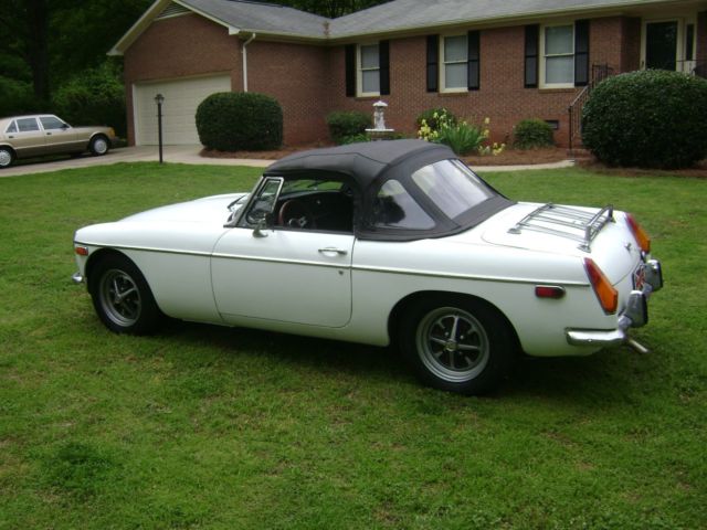 1973 MG MGB Convertible - photo 7