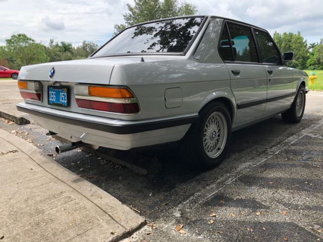 1985 BMW 5-Series 528E - photo 7